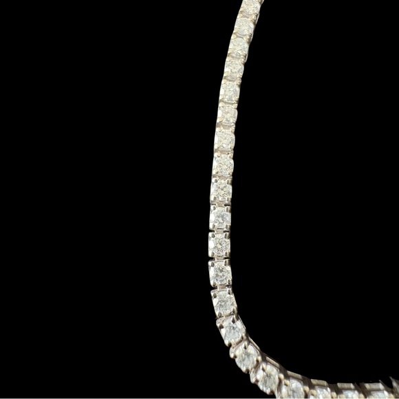 14kt White Gold Genuine 1.5ct Diamond Tennis Bracelet - Picture 4 of 9